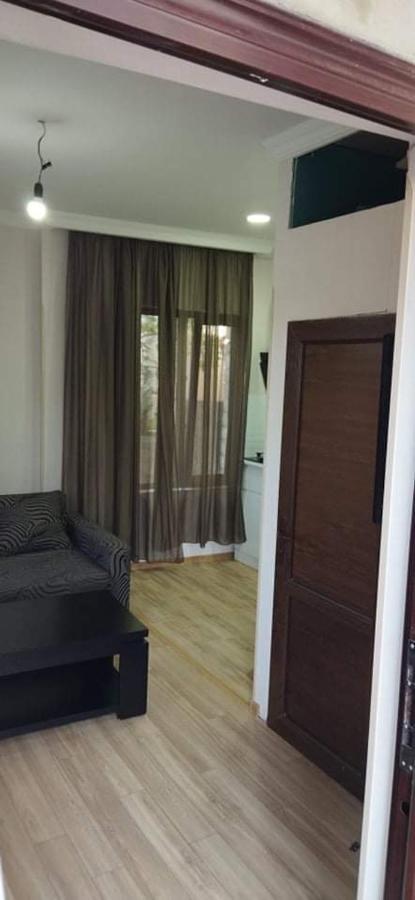 Guesthouse Zeinabi Tbilisi Luaran gambar