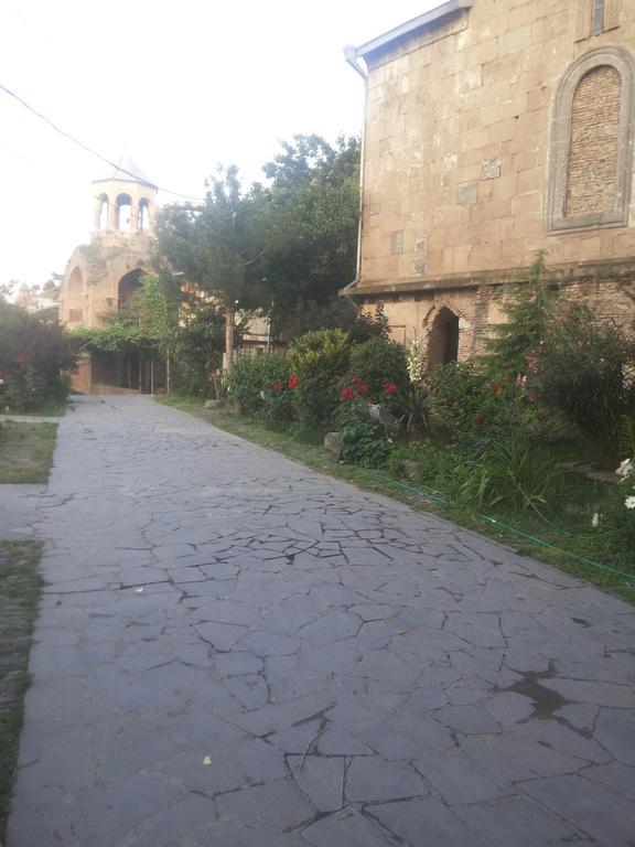 Guesthouse Zeinabi Tbilisi Luaran gambar