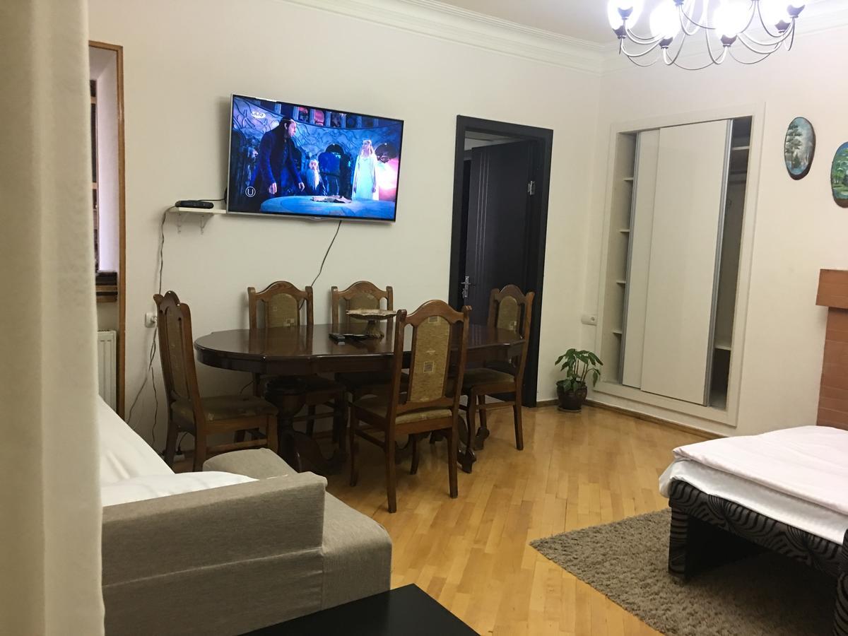 Guesthouse Zeinabi Tbilisi Luaran gambar